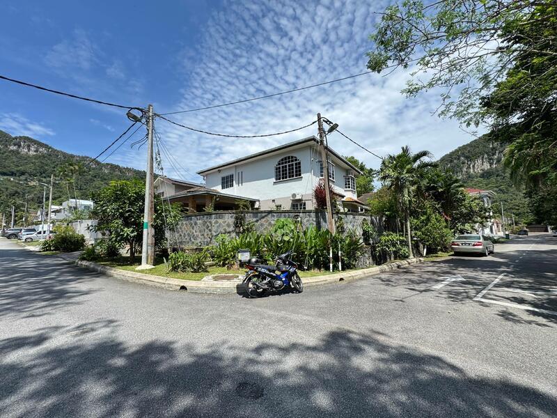 Taman Melawati CORNER BUNGALOW - 1