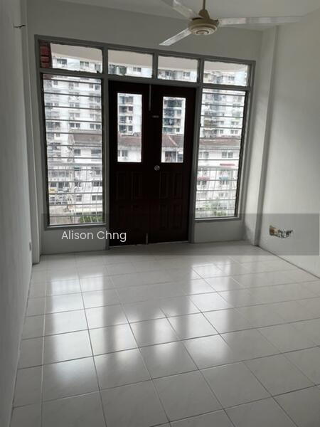 Tanjung Court - 2