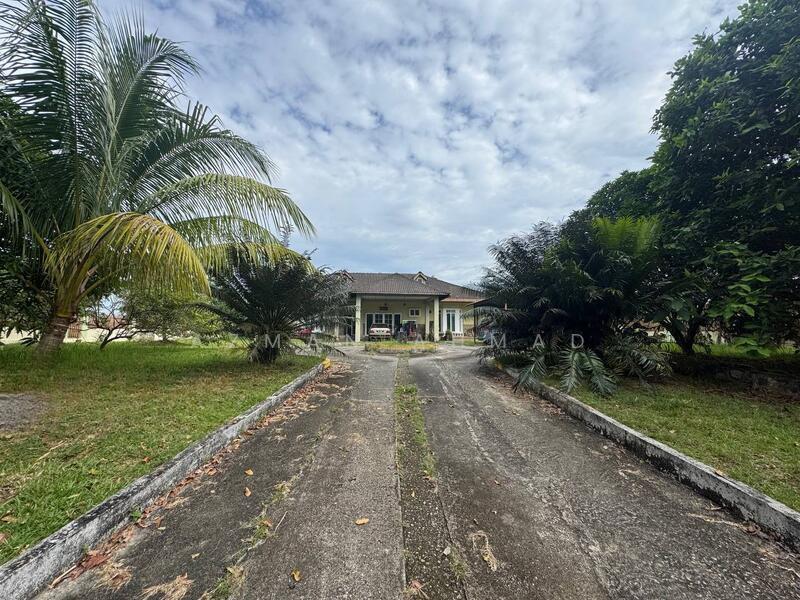 Taman Bunga Raya, Bukit Beruntung - 4