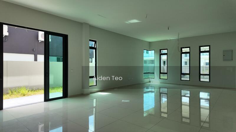 Molek Residence Semi-D End Lot Double Storey - 4