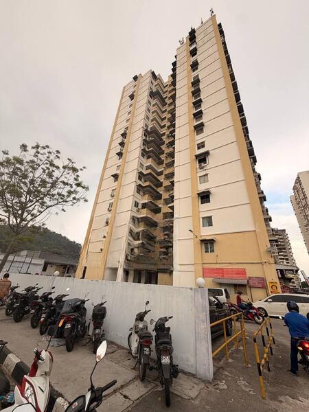 I-Park Apartment - 1