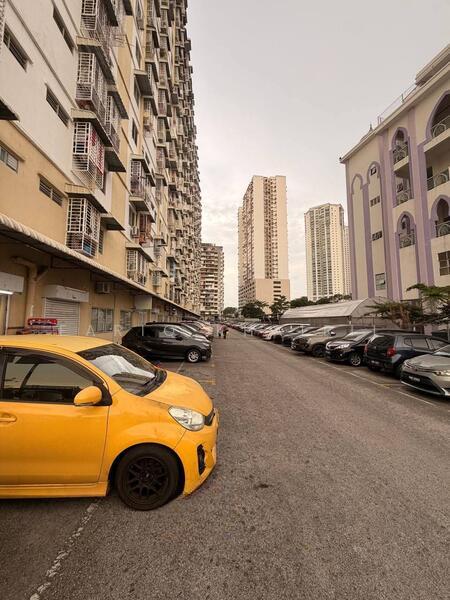 I-Park Apartment - 2