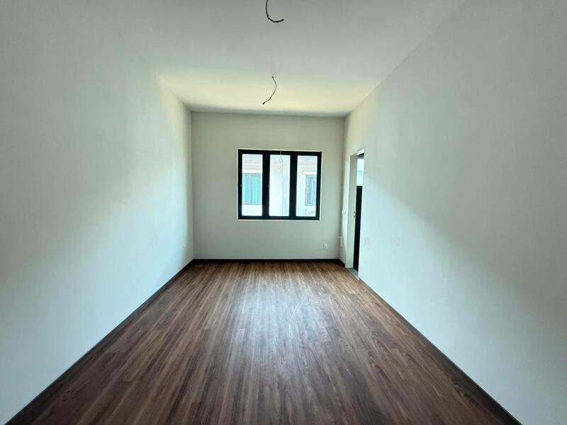 8 RESIDEN VILLA & LINK - 2