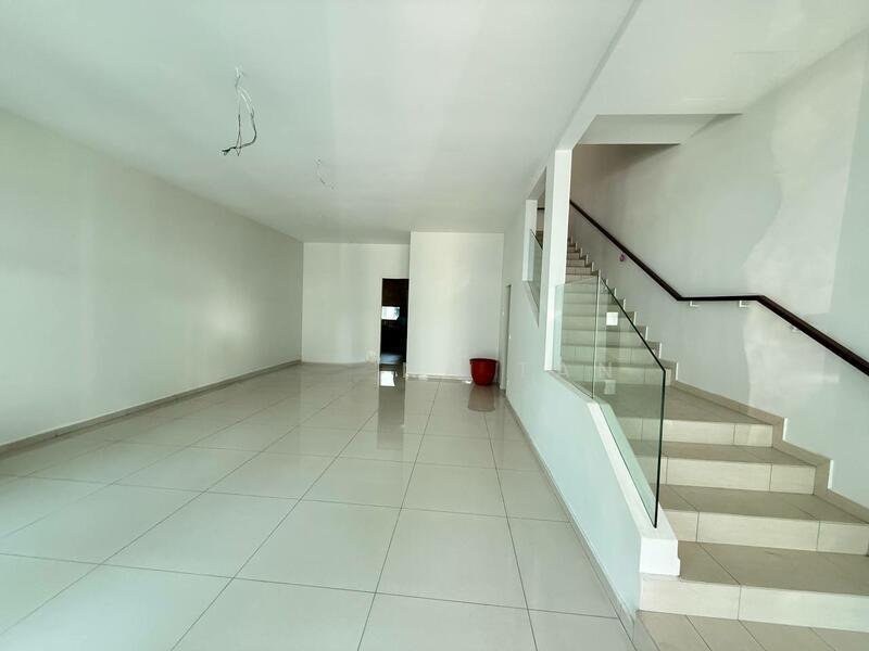 8 RESIDEN VILLA & LINK - 4