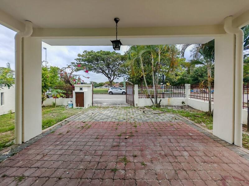 ENDLOT SINGLE STOREY Jalan Makyong,Bdr Bukit Raja - 4