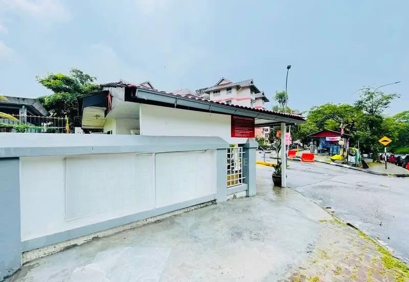 Pangsapuri Kiambang - 1