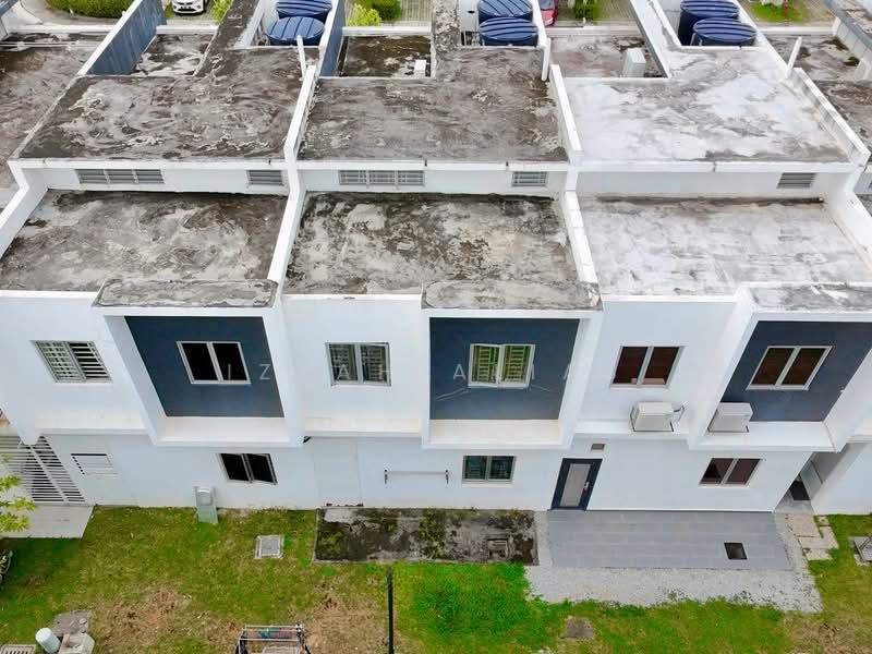 RENOVATED Double Storey Terrace Casa Green Cybersouth - 3