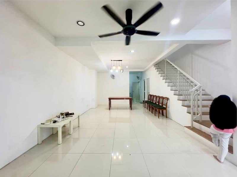 RENOVATED Double Storey Terrace Casa Green Cybersouth - 4