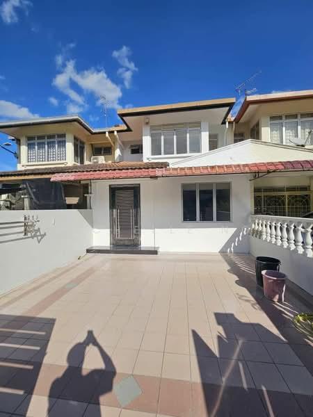 Jalan Permas Jaya Double Storey Terrace House Renovated - 1