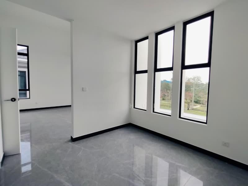 Setia Tropika Setias Tropikas - 5