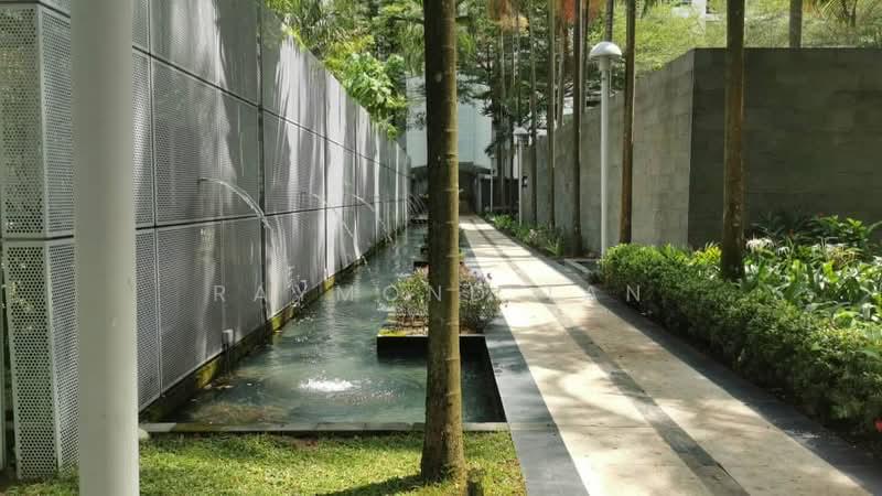 Metropolitan Square - 5