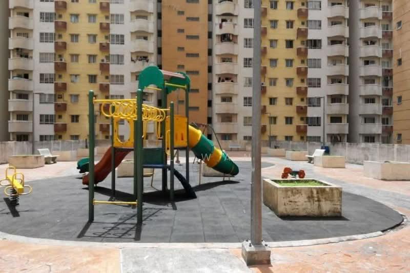 Melur Apartment - 4