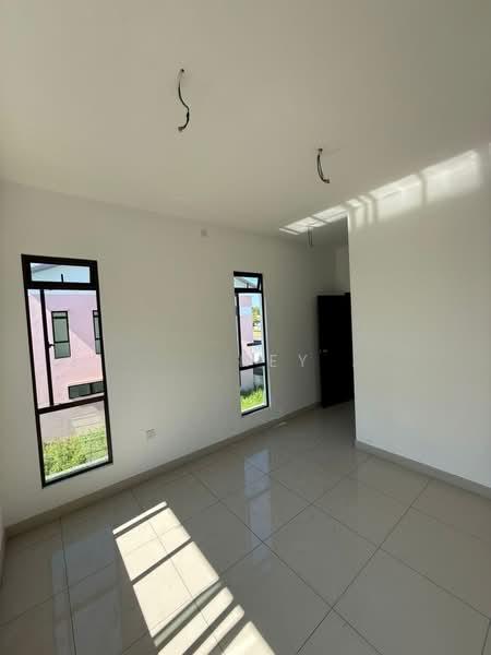 Perjiranan 8 Bandar Dato' Onn - 3