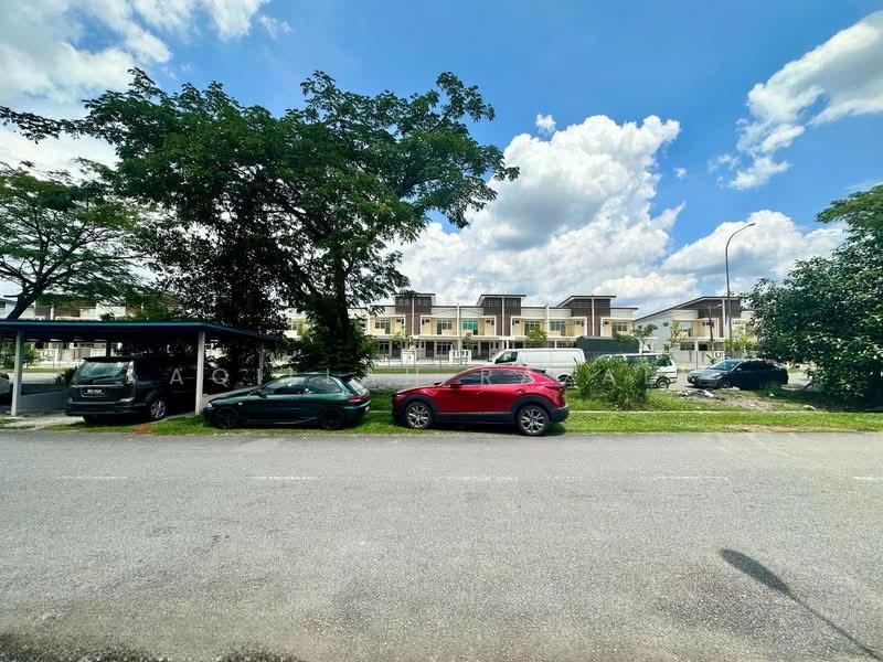 Bandar Tasik Kesuma - 4