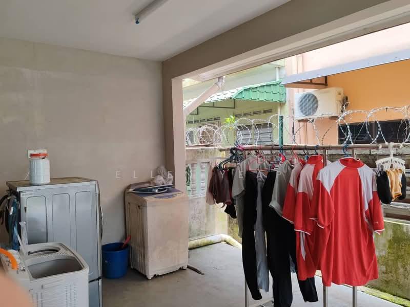 Jalan Mahkota @ Taman Iskandar - 4