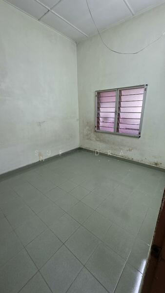 Off Jalan Meru - 4