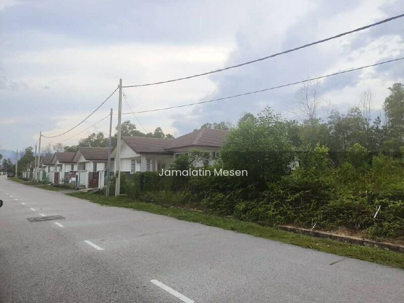 BANDAR TASIK SENANGIN - 4