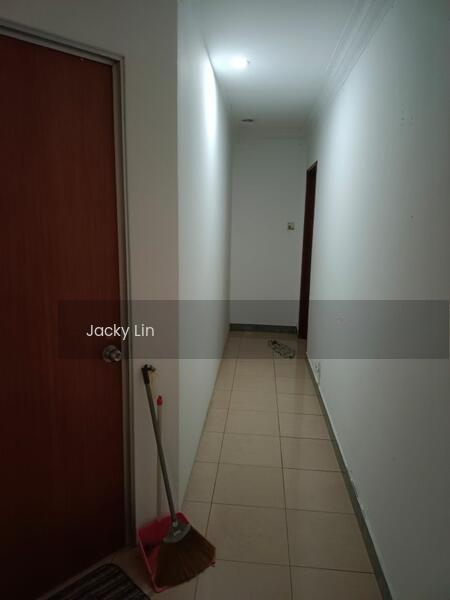 USJ 23 - 5