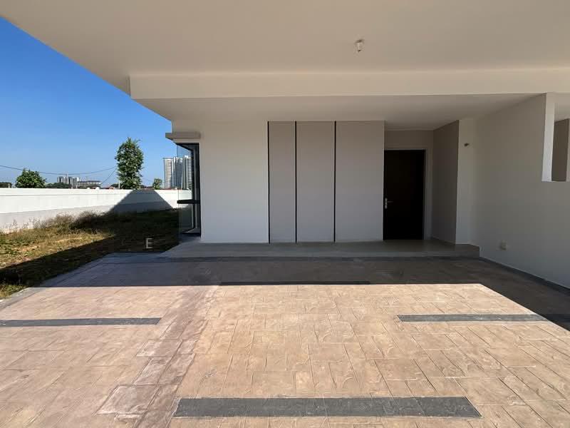 Sejati Lakeside 2 - 5