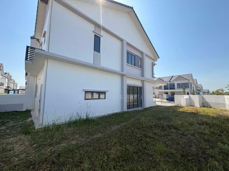 Sejati Lakeside 2 - 3