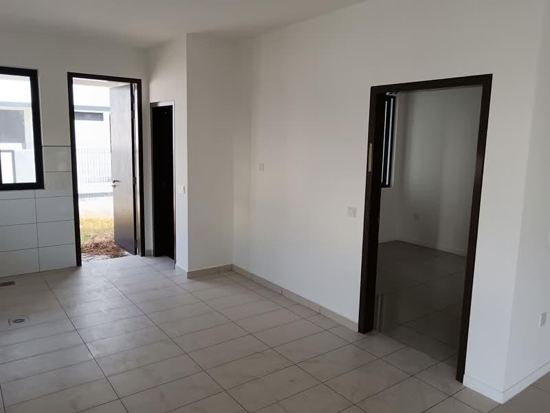 Nadira 3 @ Bandar Bukit Raja - 4