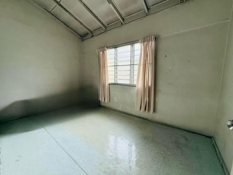 Taman Megah Ria Jalan Bayan - 2