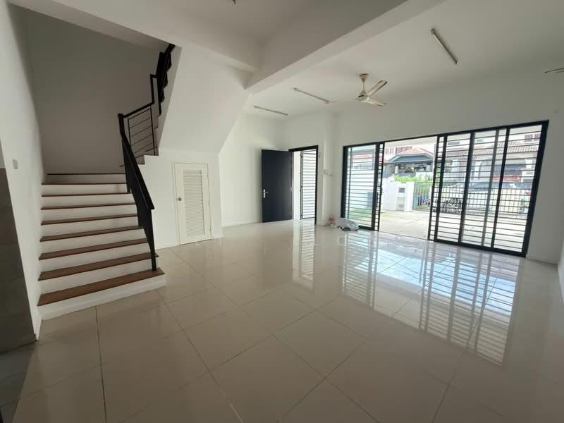 Desa 7, Bandar Country Homes, Rawang - 2