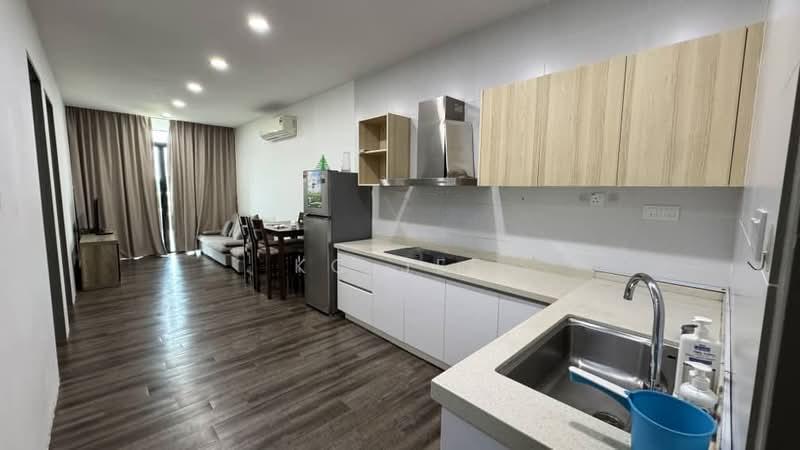 HK Square Apartment - 3