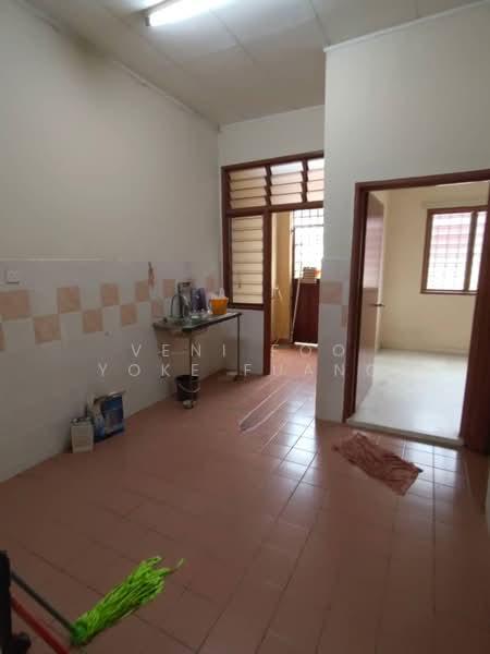 Jalan Inang (1-Storey) @ Bandar Bukit Raja - 1