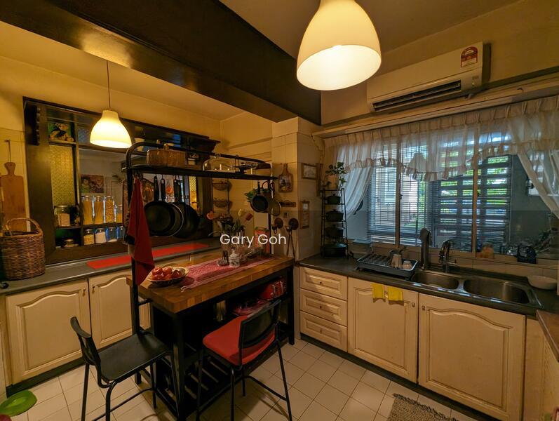 Bungaraya Condominium - 1