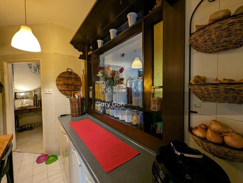 Bungaraya Condominium - 2