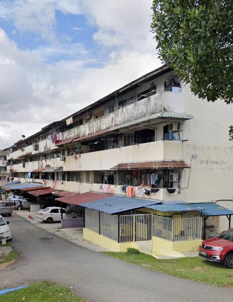 Flat Taman Ungku Tun Aminah - 2