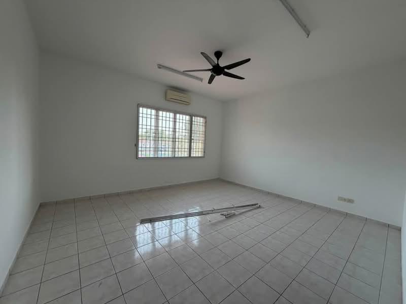 FOREST HEIGHTS, T13 - 5
