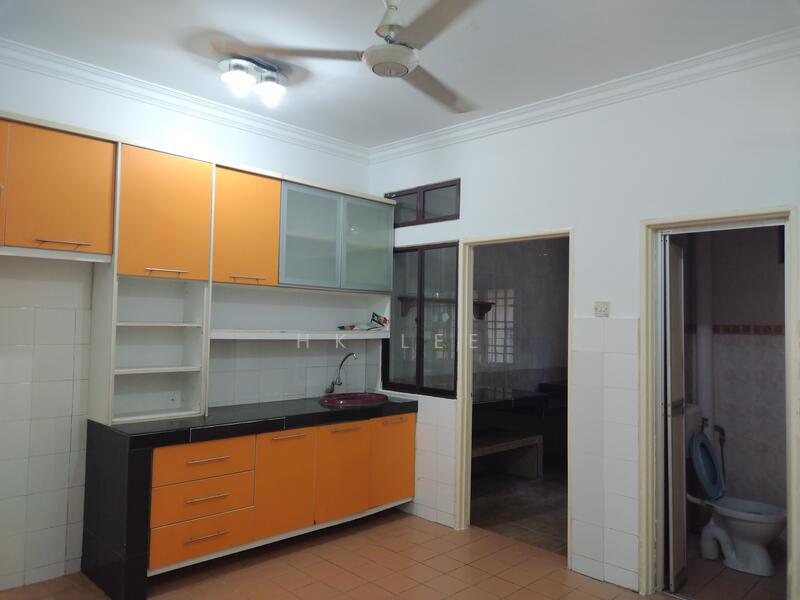 JALAN PJU 10, SAUJANA DAMANSARA - 4