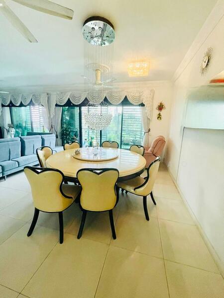 Zehn Bukit Pantai - 4