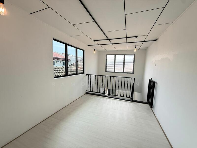 Ujong Pasir - 5