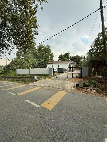 Jalan Banjaran, Kempas Baru, Johor Bahru - 1