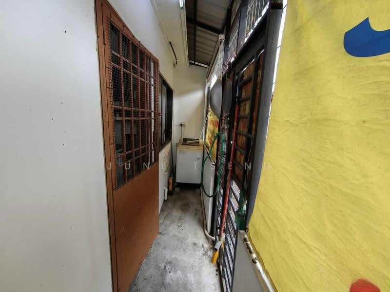 Taman Puteri Wangsa - 5