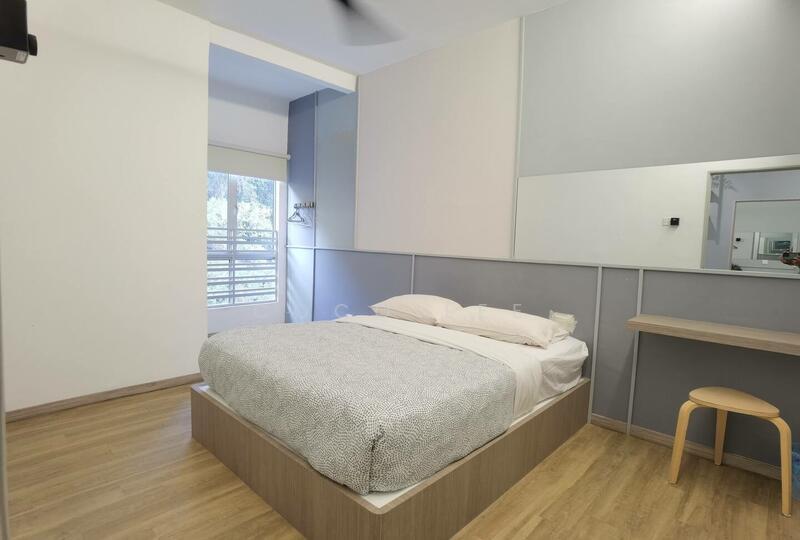 Emerald Avenue - 5