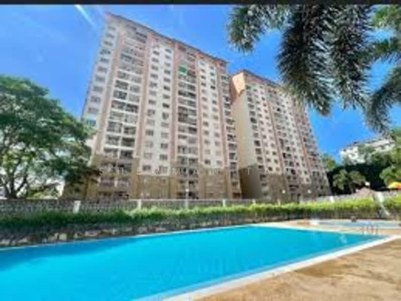 Lakeview Apartments - 3