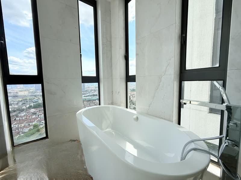 Icon Residence - 4