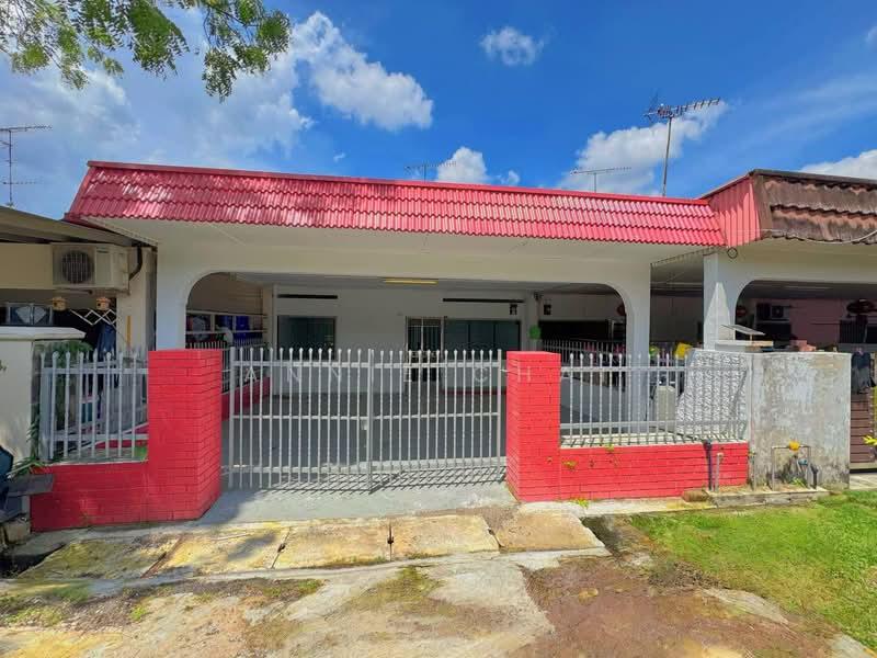 Taman Kulai Besar - 4