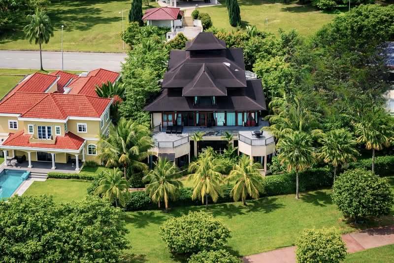 Perdana Lakeview East - 1