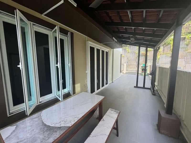 Suria residen - 2