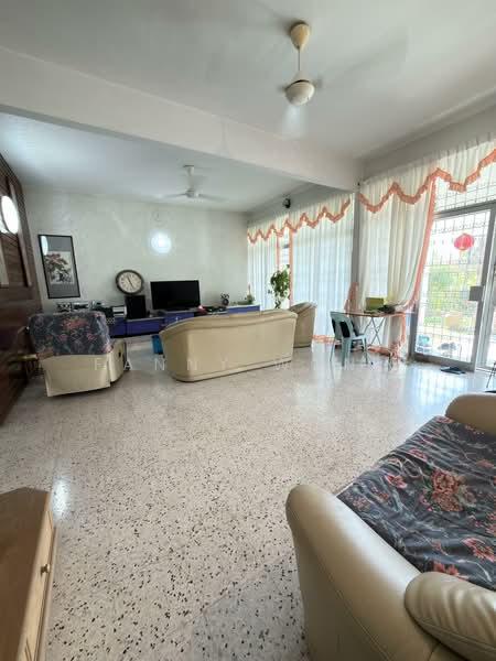 Double storey Semi-detached house Lengkok Pemancar Gelugor - 2