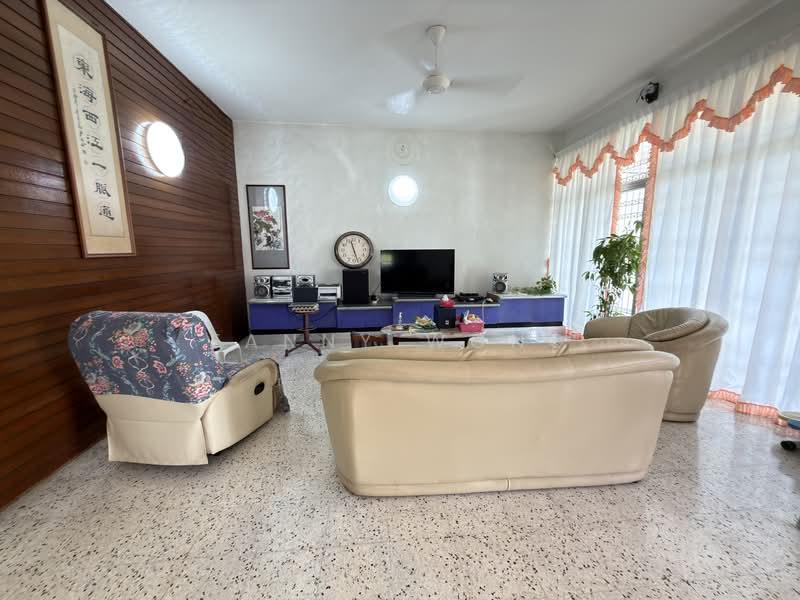 Double storey Semi-detached house Lengkok Pemancar Gelugor - 1