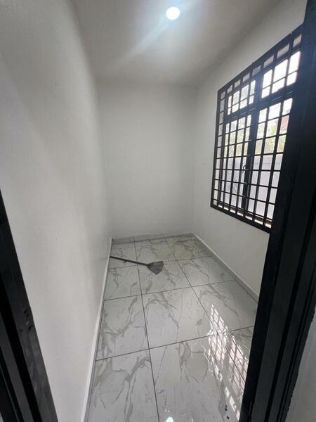 Double storey house for sale at seri alam - 4