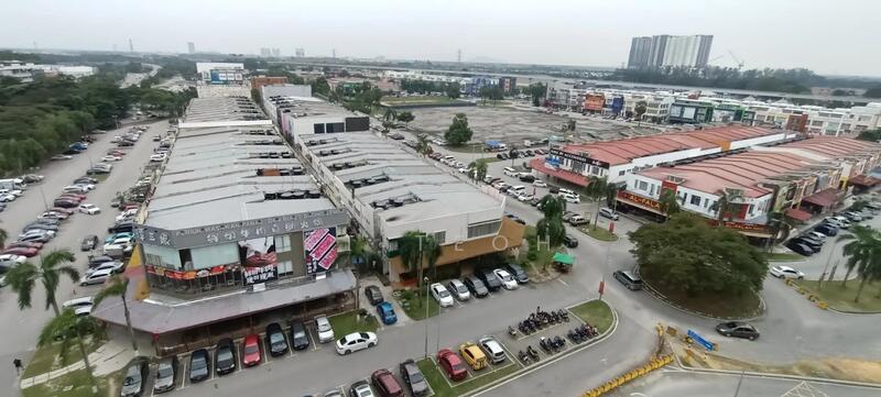 GM Klang Wholesale City - 4