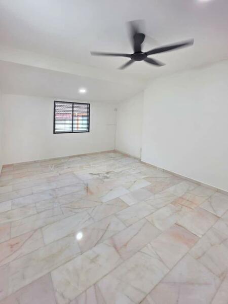 Taman Johor Jaya - 5