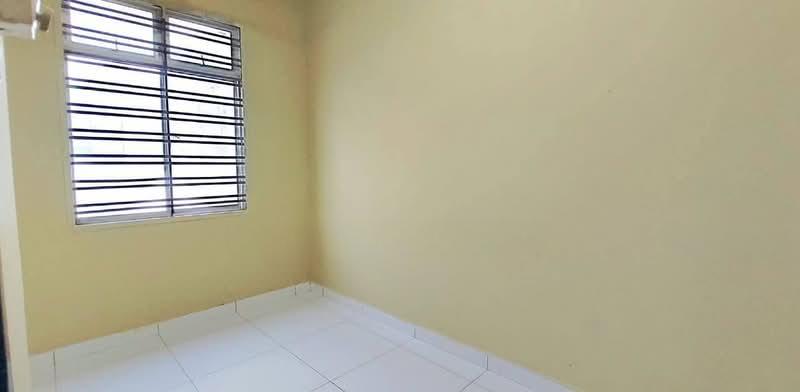 Bandar Putra jalan Bangau - 2